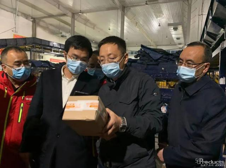 鄉鎮快遞點違規收費？國家郵政局：正開展清理整頓