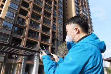 新應用：無人機給居民量體溫，1米內(nèi)測量誤差僅1%