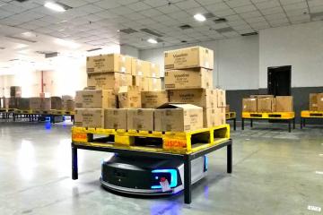 庫存管理機器人，數(shù)秒搞定高位貨架盤點