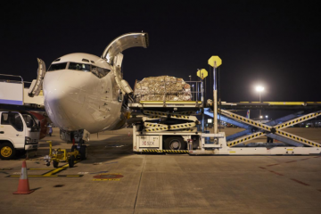 波音757！跨越速運又一架全貨機火線入列