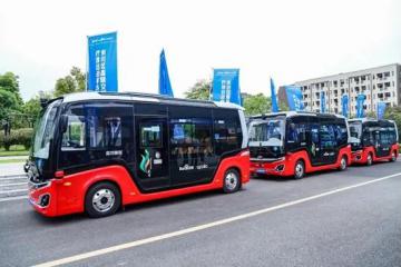 延續和優化新能源汽車車輛購置稅減免政策