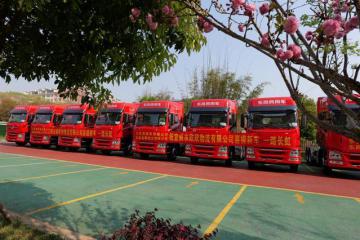龍行天下 以客為先丨龍擎動力爆單130臺！助力鋼鐵物流提質增效