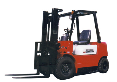 2噸柴油液力傳動叉車 CPCD20 