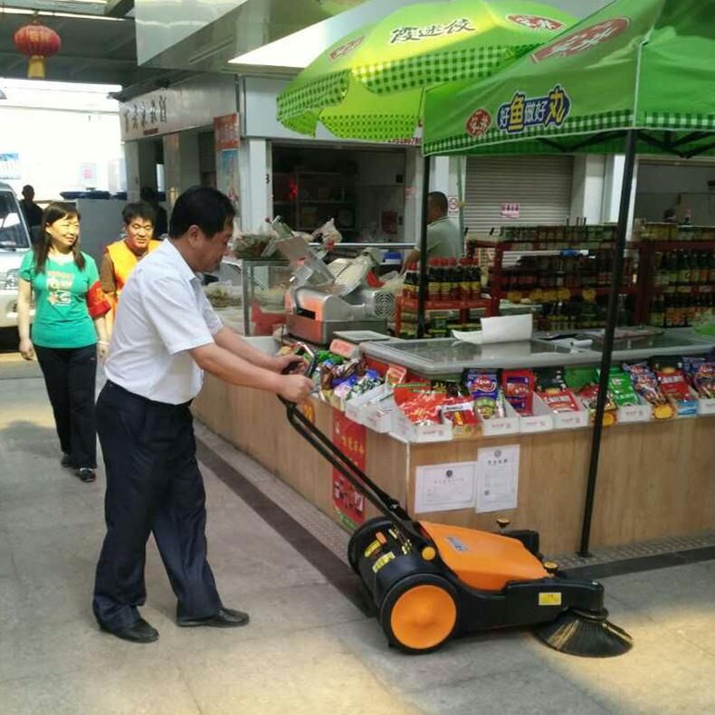 倉庫掃地機,全自動掃地機，手扶式掃地機,電瓶式掃地機