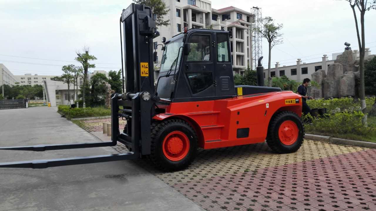 華南重工SOCMA品牌12噸叉車13.5噸叉車廠家直銷價格優惠