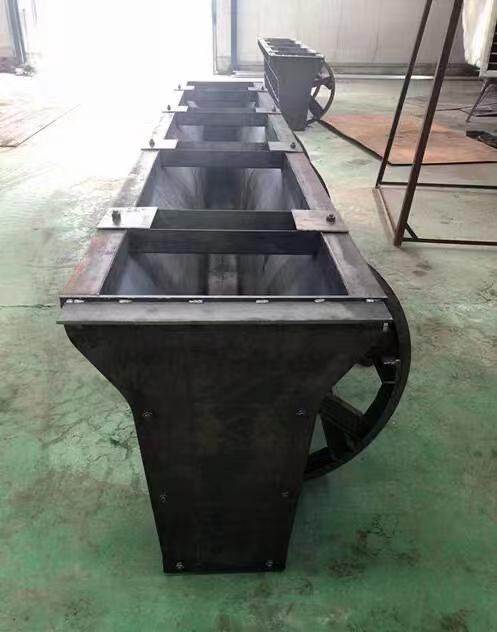 圍擋基礎墩模具鐵板焊接成型