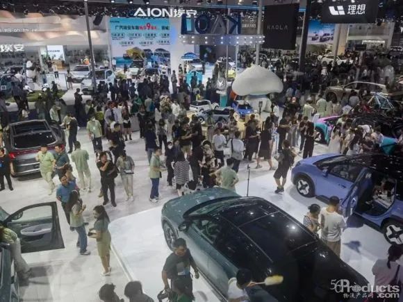 汽車展臺.jpg